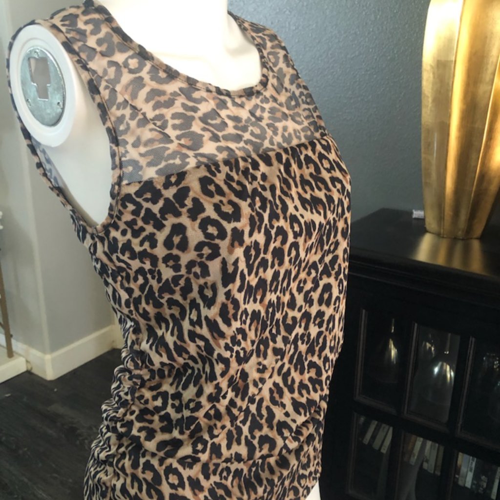 White House Black Market Top Size Medium Nwot